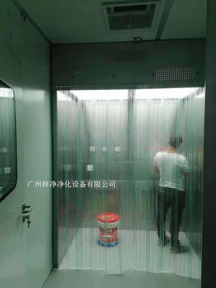 全部根據(jù)用戶要求定制非標(biāo)尺寸的稱量室。